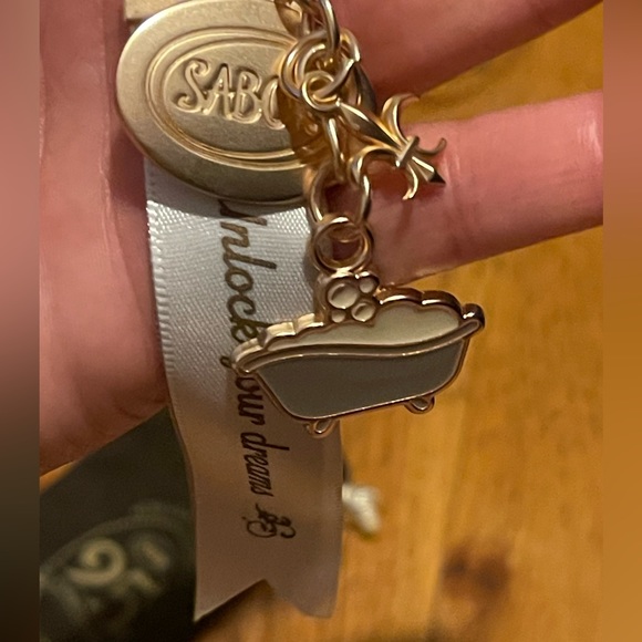 Keychain & Pouch by Sabon - NEW - Picture 5 of 6